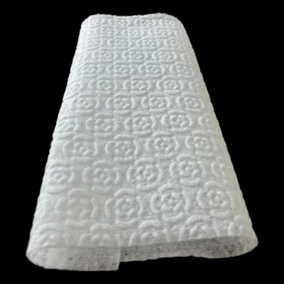 Scent or No Scent? Choosing the Right Disposable Kitchen Wipes for Your Home