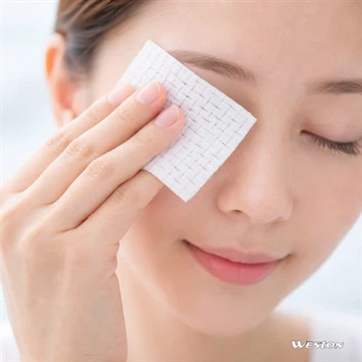 What Can I Use on My Face Instead of Cotton Pads?